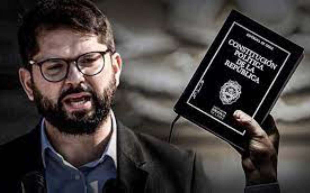 Gabriel Boric Constitución 2