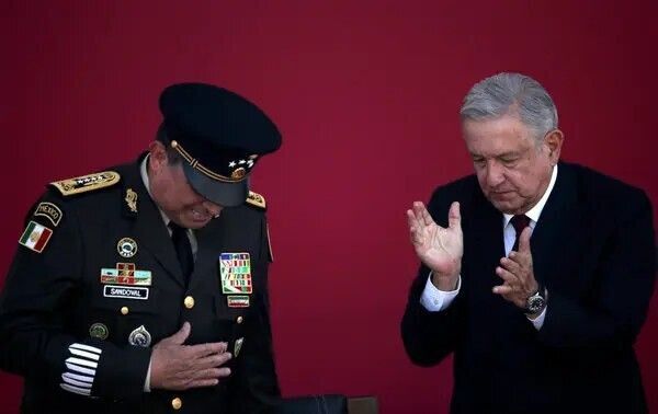López y Ayotzinapa
