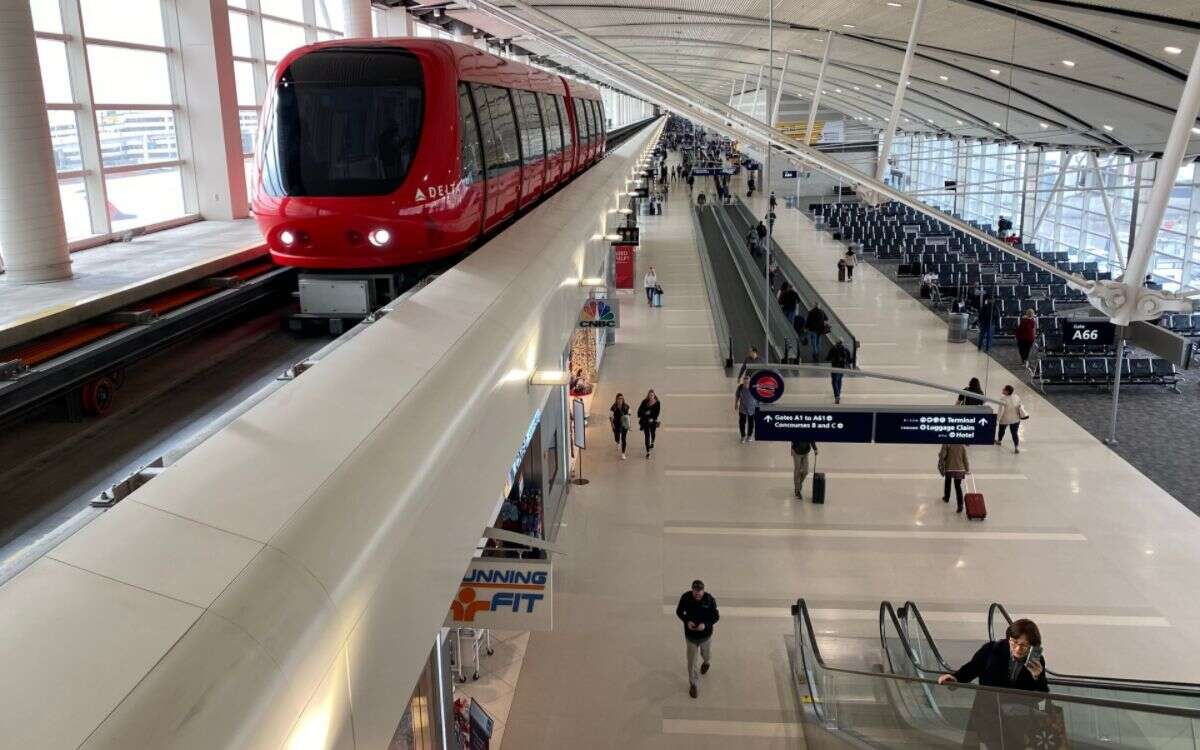 tren detroit 1