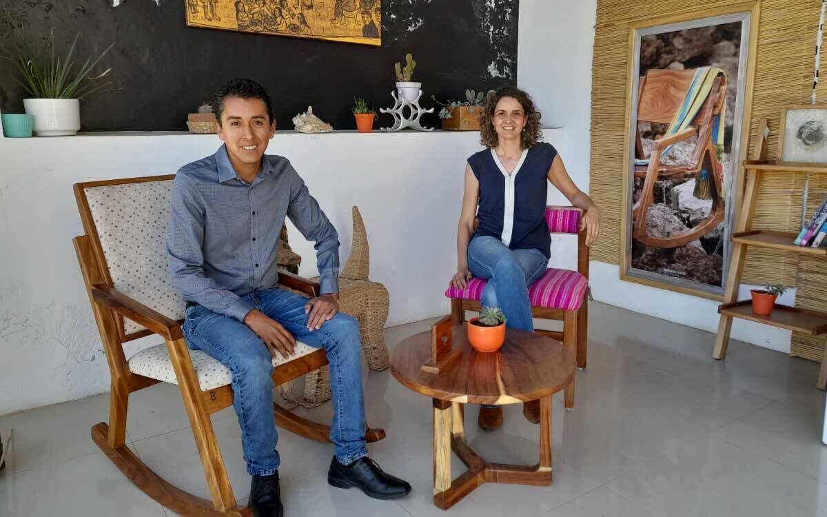 En Cuanajo, la carpintería persevera