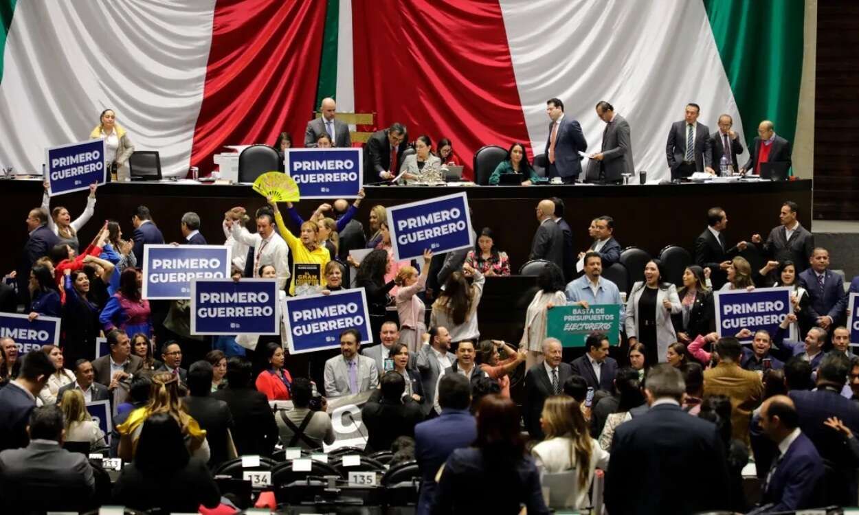 Rebatinga por el dinero de miles de empleados del PJF