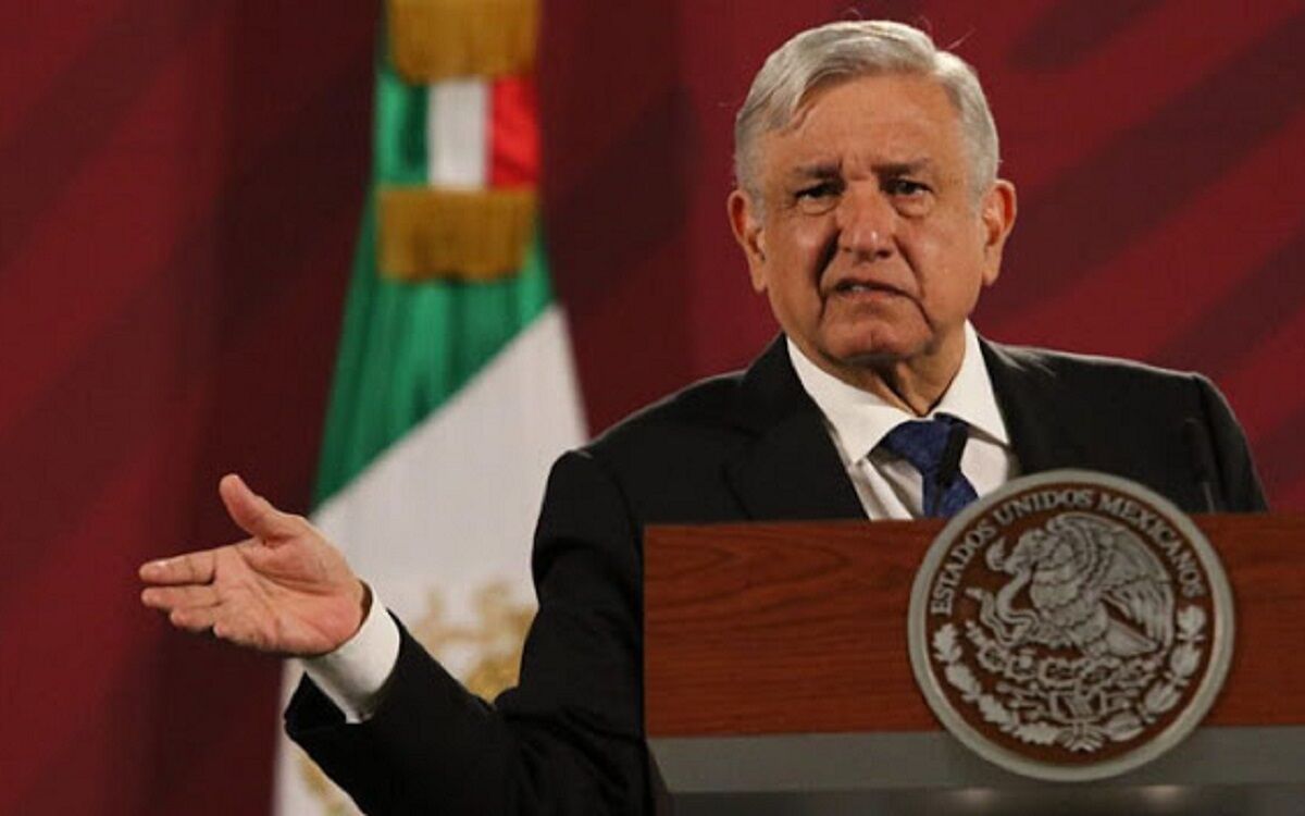 Caracterísiticas de AMLO: Ignorancia, cinismo y burla.