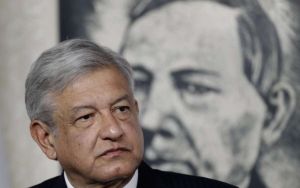 AMLO y Benito Juarez