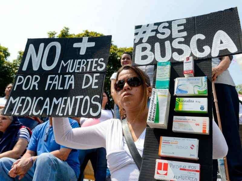 A un año de carencias.