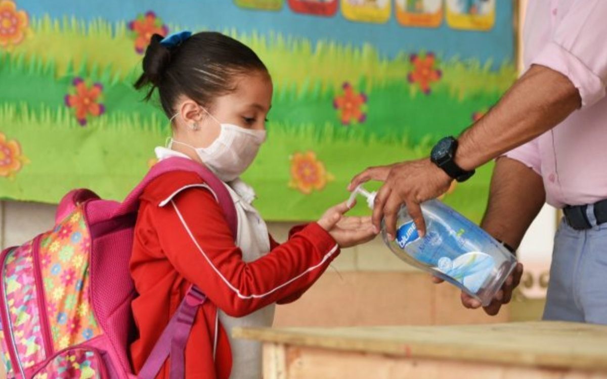 Regreso a clases "precisamente", a la mexicana.