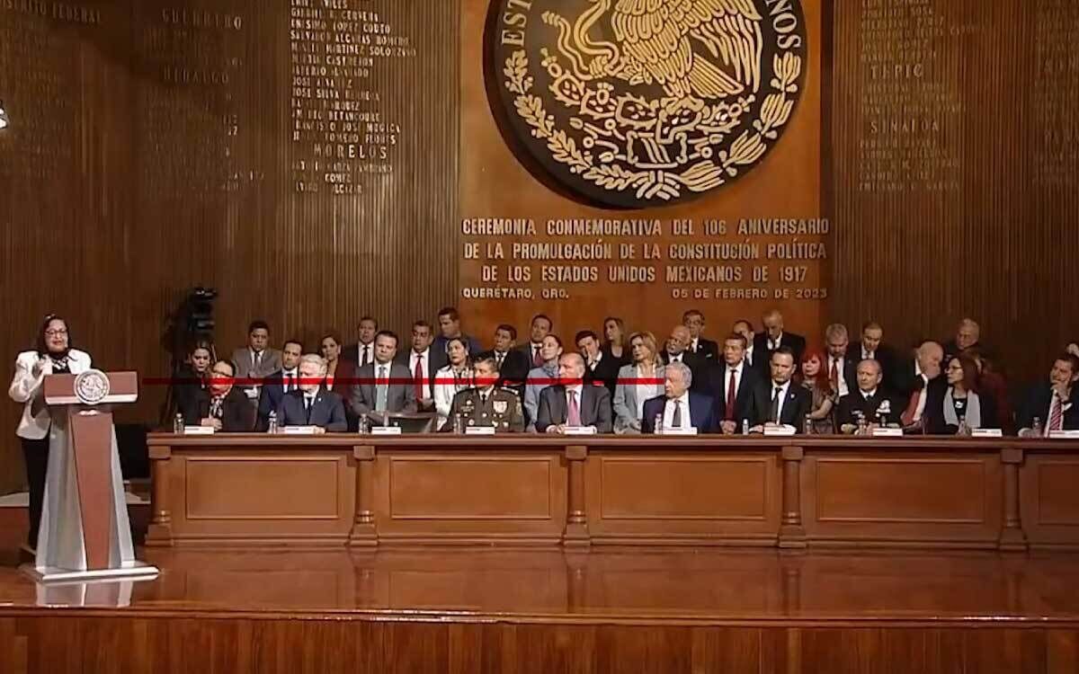 Mensajes encontrados en el 106 aniversario de la Constitución