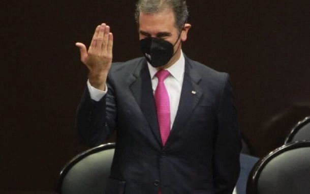 Lorenzo Córdova vence a Morena.