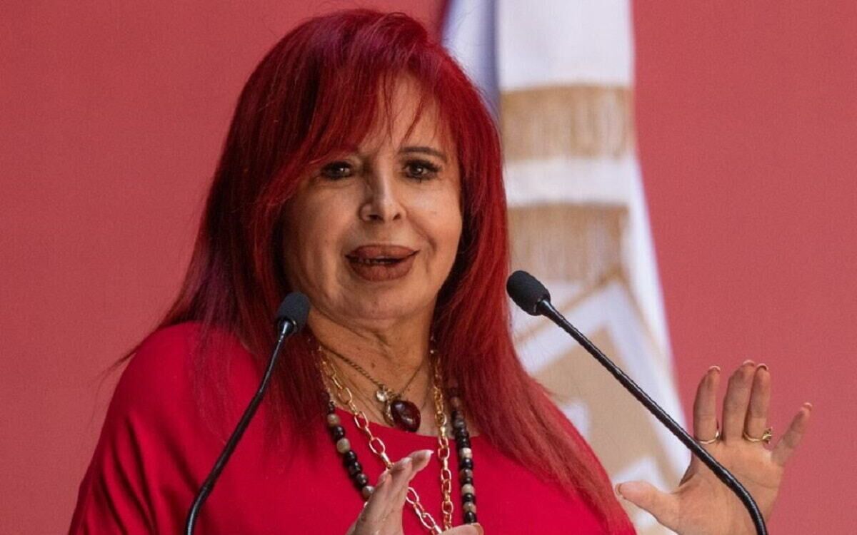 Layda está en problemas.