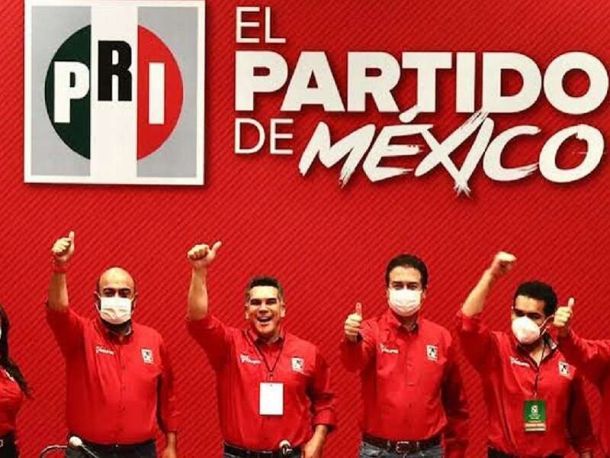 El PRI no está muerto, andaba de parranda