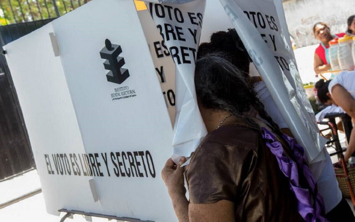 Los mexicanos apoyan al INE.